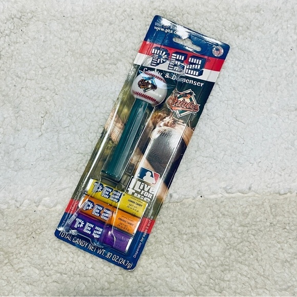 New In Package MLB Baltimore Orioles PEZ Candy and Dispenser - Picture 1 of 4